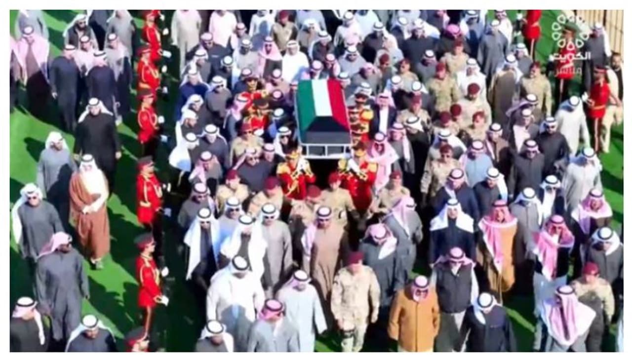 ശൈഖ് നവാഫ് ഇനി ഓര്മ്മ; മുന് അമീറിന് കണ്ണീരോടെ വിട ചൊല്ലി നാട് ശൈഖ് നവാഫ് ഇനി ഓര്മ്മ; മുന് അമീറിന് കണ്ണീരോടെ വിട ചൊല്ലി നാട്