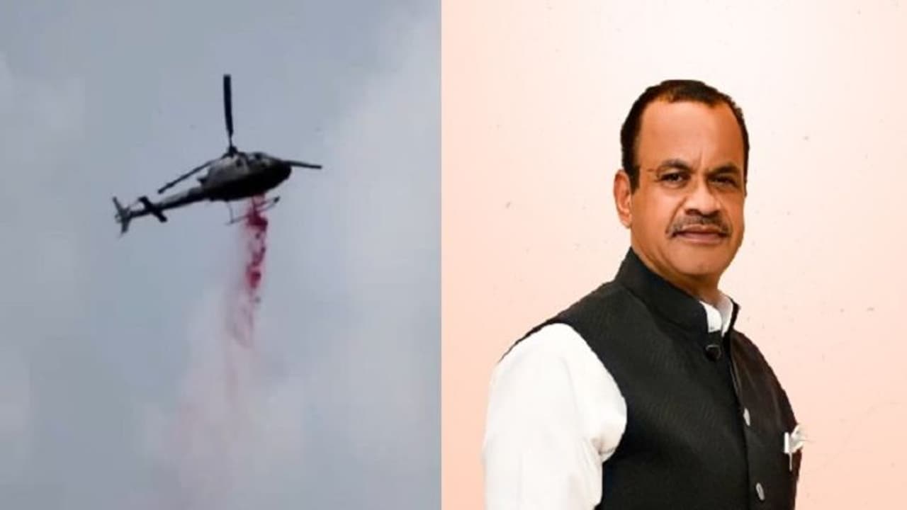 మంత్రి కోమటిరెడ్డిపై హెలికాప్టర్తో పూల వర్షం.. నల్గొండలో అభిమానుల ఘన స్వాగతం మంత్రి కోమటిరెడ్డిపై హెలికాప్టర్తో పూల వర్షం.. నల్గొండలో అభిమానుల ఘన స్వాగతం