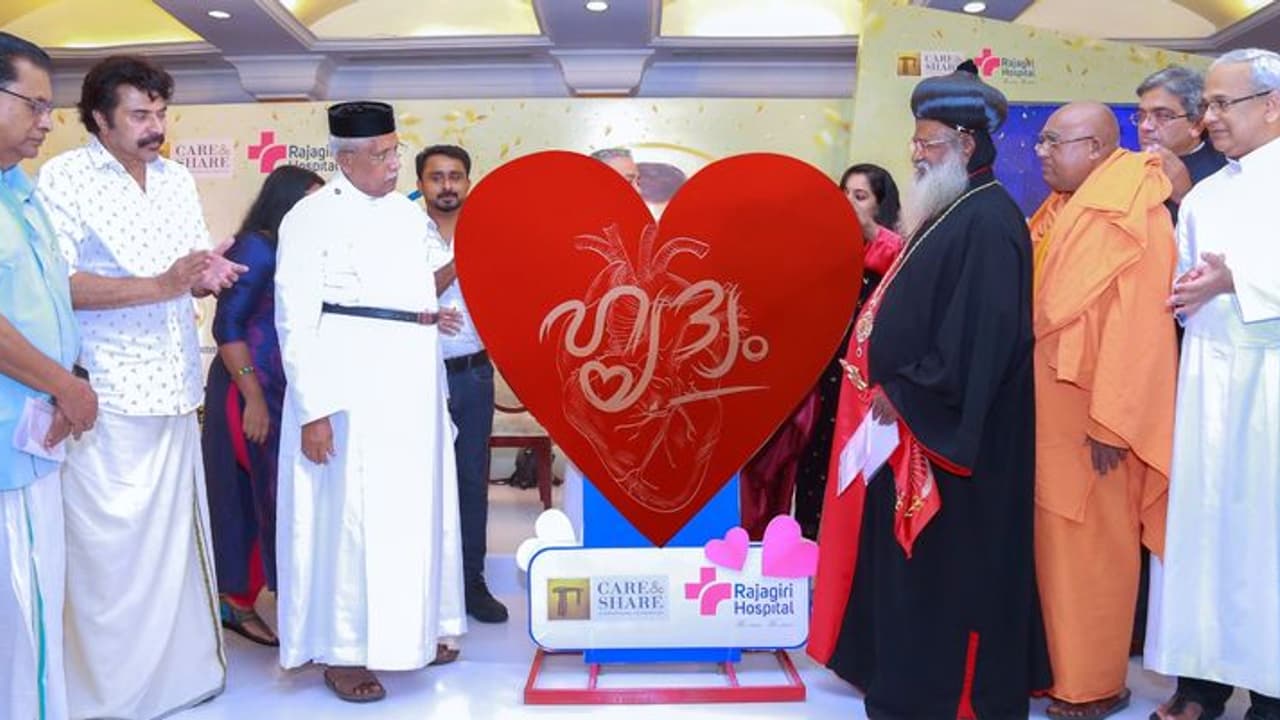 വീട്ടമ്മയുടെ ജീവൻ രക്ഷിക്കാൻ സർജറിയുടെ ചെലവ് മമ്മൂട്ടി വഹിച്ചു ജോസ് തെറ്റയിൽ