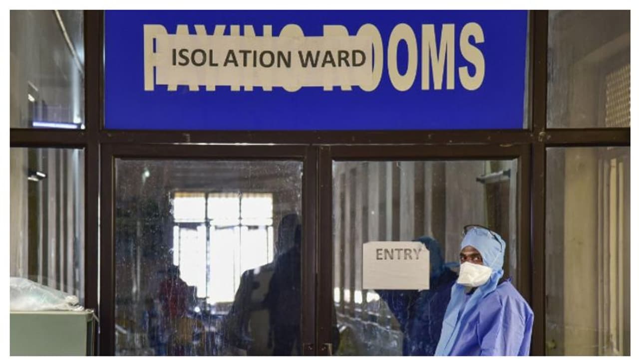 കൊവിഡ് കേസ് വർധന; തിരുവനന്തപുരത്ത് പ്രത്യേക ഐസലോഷൻ വാർഡ്, കുട്ടികൾക്കായി പ്രത്യേക കിടക്കകൾ കൊവിഡ് കേസ് വർധന; തിരുവനന്തപുരത്ത് പ്രത്യേക ഐസലോഷൻ വാർഡ്, കുട്ടികൾക്കായി പ്രത്യേക കിടക്കകൾ