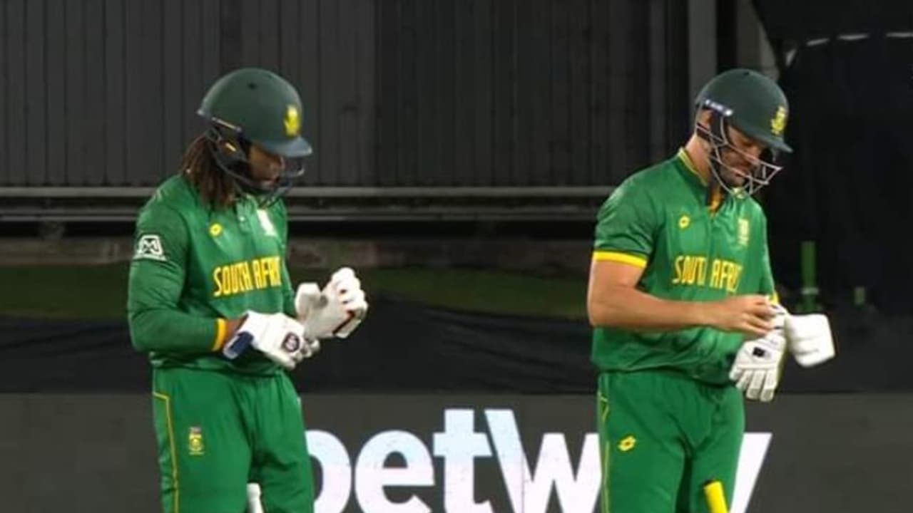 பதிலுக்கு பதில் புரட்டி எடுத்த தென் ஆப்பிரிக்கா, ஒய் பிளட், சேம் பிளட் கத மாதிரி அடி வாங்கிய ராகுல் அண்ட் டீம் பதிலுக்கு பதில் புரட்டி எடுத்த தென் ஆப்பிரிக்கா, ஒய் பிளட், சேம் பிளட் கத மாதிரி அடி வாங்கிய ராகுல் அண்ட் டீம்