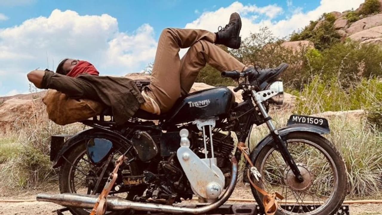 'ക്യാപ്റ്റന്‍ മില്ലര്‍' കേരള റൈറ്റ്സിന് റെക്കോര്‍ഡ് തുക, സ്വന്തമാക്കിയത് ഫോര്‍ച്യൂണ്‍ സിനിമാസ്