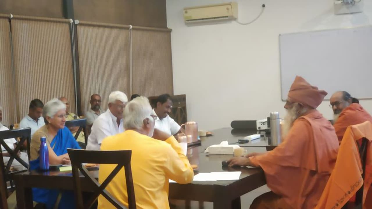 Noyal Trust Meeting | ஈஷாவில் நொய்யல் அறக்கட்டளையின் ஆலோசனை கூட்டம் Noyal Trust Meeting | ஈஷாவில் நொய்யல் அறக்கட்டளையின் ஆலோசனை கூட்டம்