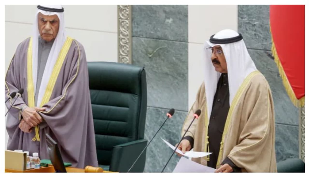കുവൈത്തിന്റെ പുതിയ അമീറായി ശൈഖ് മിഷല് അല് സബാഹ് അധികാരമേറ്റു കുവൈത്തിന്റെ പുതിയ അമീറായി ശൈഖ് മിഷല് അല് സബാഹ് അധികാരമേറ്റു