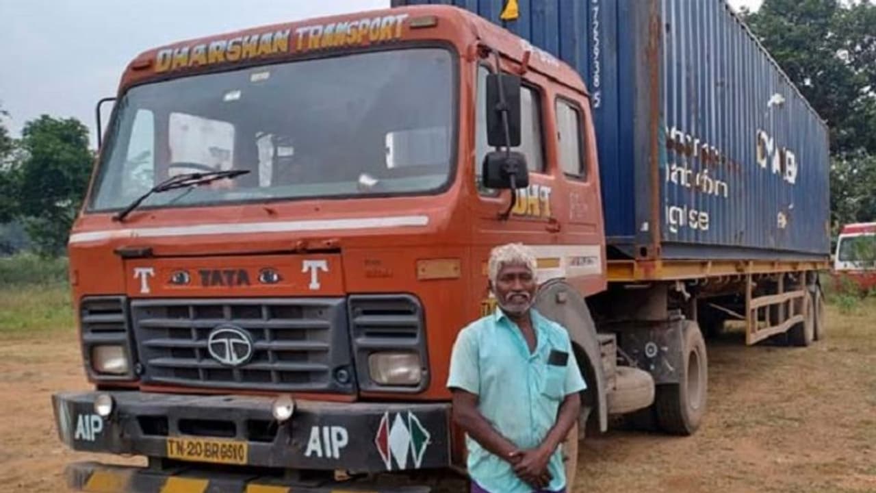 ಮಂಡ್ಯ: ಪಾನಮತ್ತನಾಗಿ ಅಡ್ಡಾದಿಡ್ಡಿ ಲಾರಿ ಚಾಲನೆ, 15 ಸಾವಿರ ದಂಡ