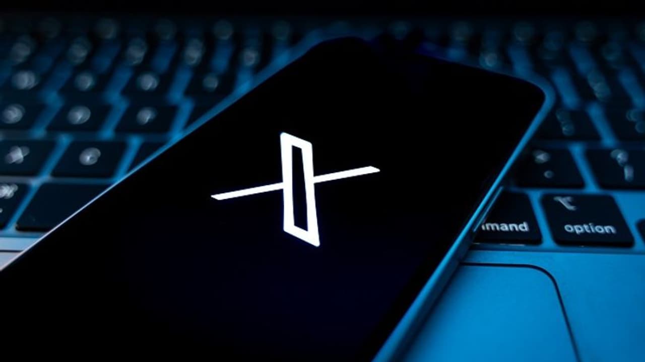 എല്ലാം സെറ്റ്, എക്സിന്റെ സാങ്കേതിക തടസം പരിഹരിച്ച് തിരിച്ചെത്തി എല്ലാം സെറ്റ്, എക്സിന്റെ സാങ്കേതിക തടസം പരിഹരിച്ച് തിരിച്ചെത്തി