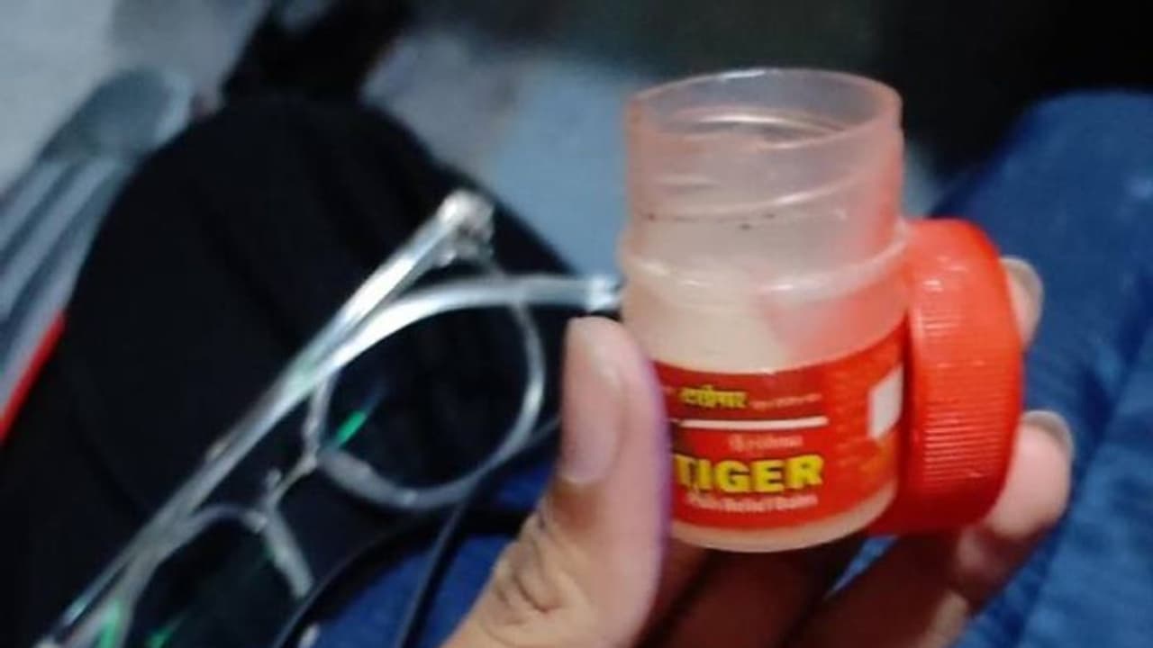 ജനറൽ കോച്ചിൽ കയറേണ്ടി വന്നു, അതുകൊണ്ട് ഇങ്ങനെെയൊരു അനുഭവമുണ്ടായി; വൈറലായി യുവതിയുടെ പോസ്റ്റ് 