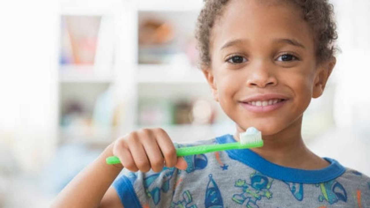 കുട്ടികളുടെ പല്ലിന്‍റെ ആരോഗ്യം ഉറപ്പിക്കാൻ ചെയ്യേണ്ട കാര്യങ്ങള്‍...