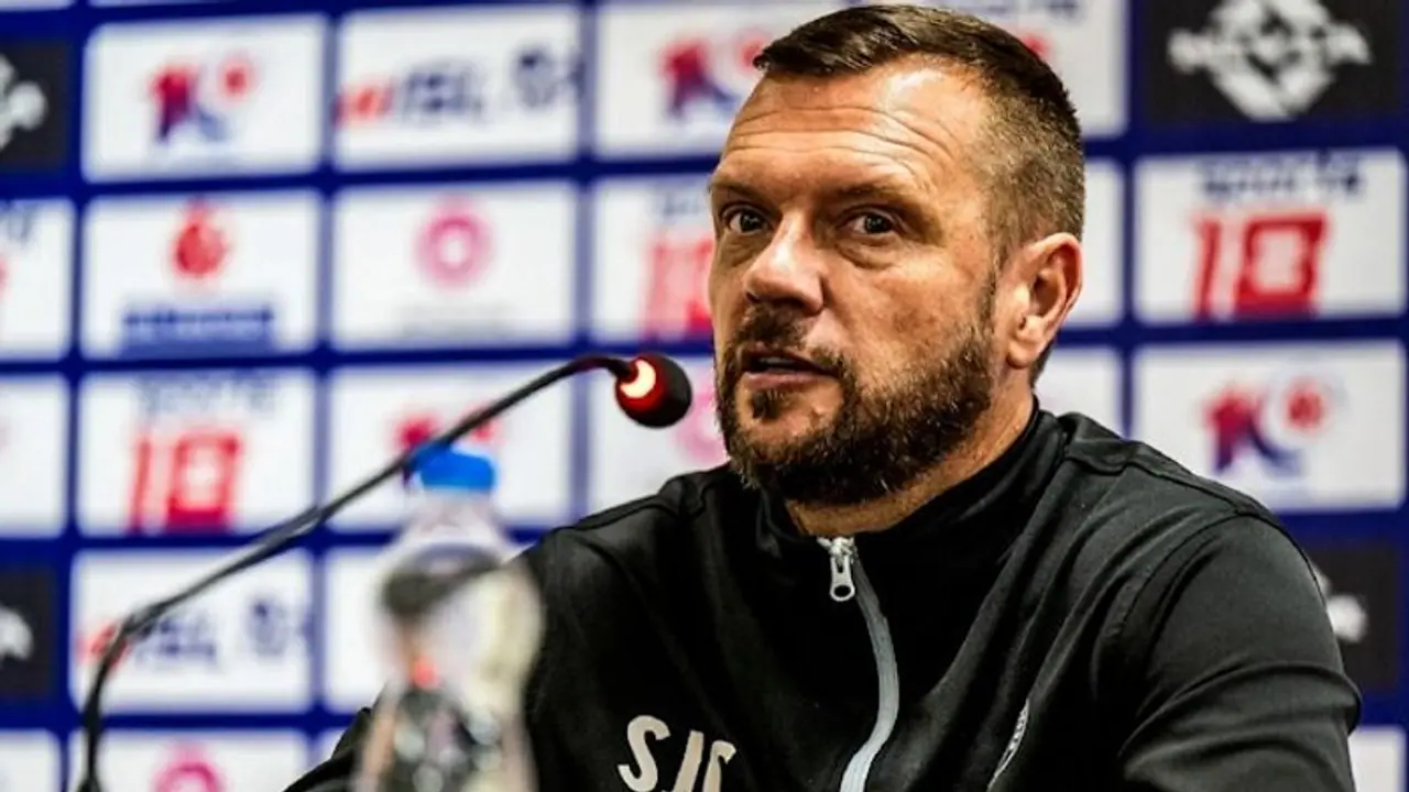 ISL 2023 24: Scott Cooper satisfied with Jamshedpur FC's electric 5 0 win over Hyderabad FC; WATCH highlights ISL 2023 24: Scott Cooper satisfied with Jamshedpur FC's electric 5 0 win over Hyderabad FC; WATCH highlights