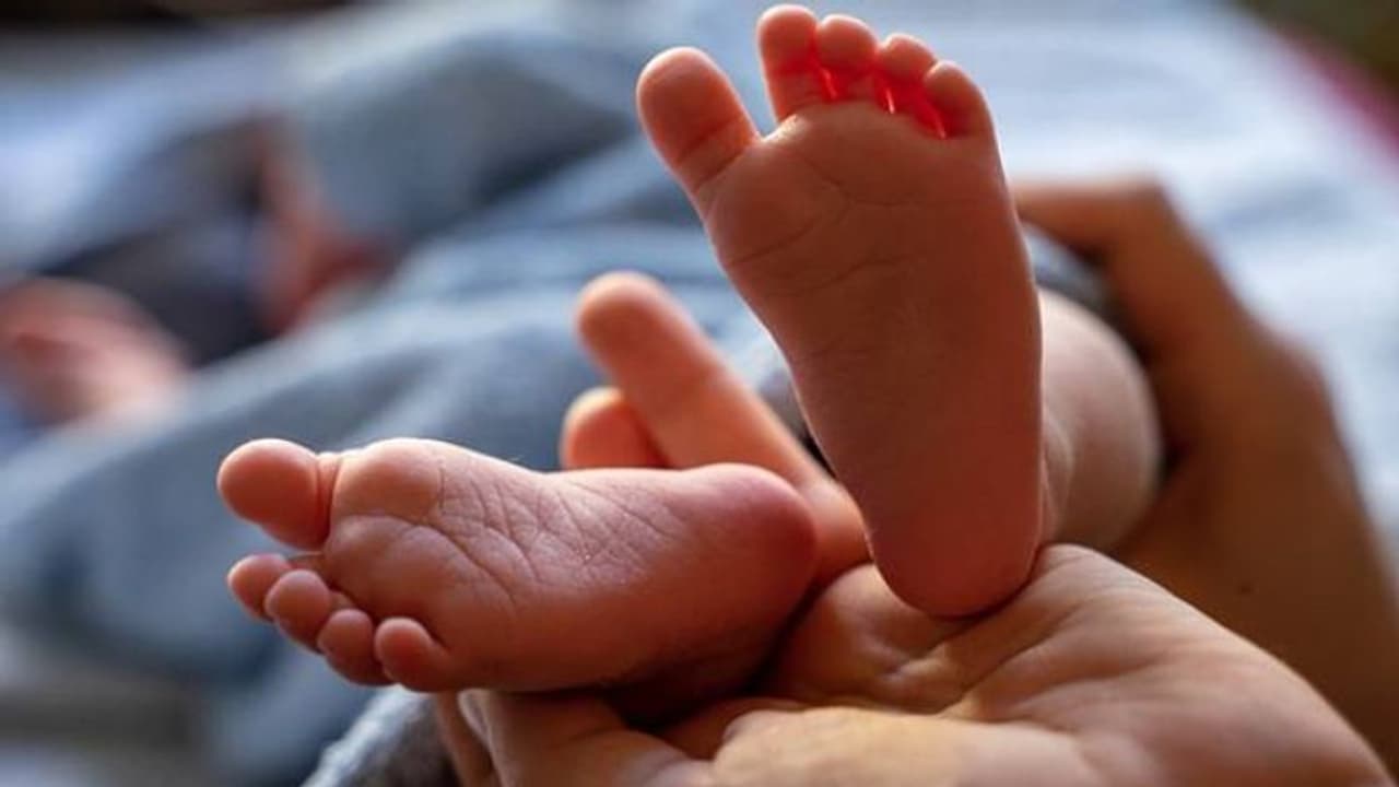 രോ​ഗശാന്തിക്കും 'ദുരാത്മാക്കളെ' അകറ്റാനും ആൺകുട്ടികളുടെ മൂത്രം..?