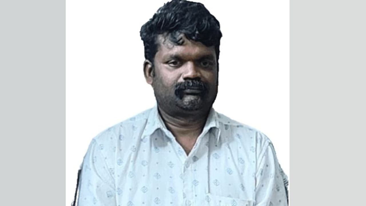 പലവേഷം കെട്ടി തേടി, കിട്ടിയില്ല, ഒടുവിൽ മൽപ്പിടിത്തത്തിലൂടെ കീഴടക്കി; കുളത്തൂര്‍ കൊലക്കേസ് 2ാം പ്രതി പിടിയിൽ