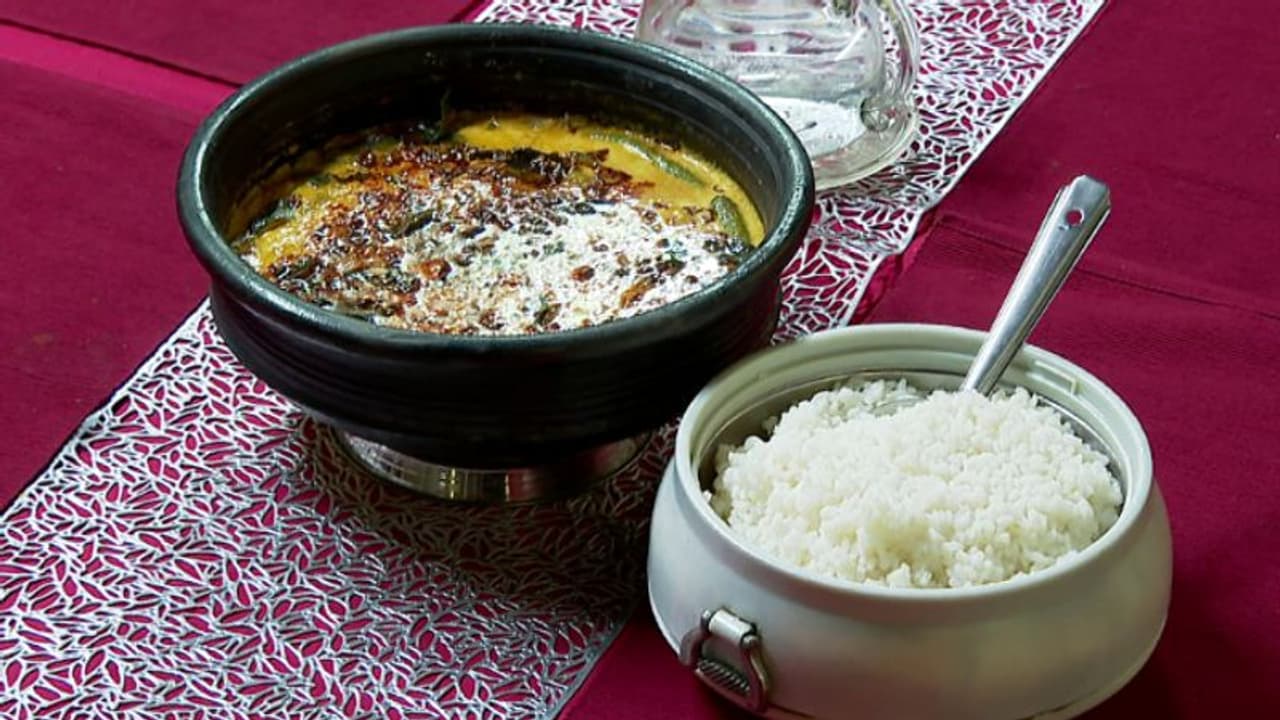 മാങ്ങയിട്ട കണ്ണൻ മീൻ കറിയില്ലാതെ 'ന്തൂട്ട് ക്രിസ്മസ്', കുന്നംകുളത്തെ ക്രിസ്തുമസ് രുചി ഇങ്ങനെയാണ്... 