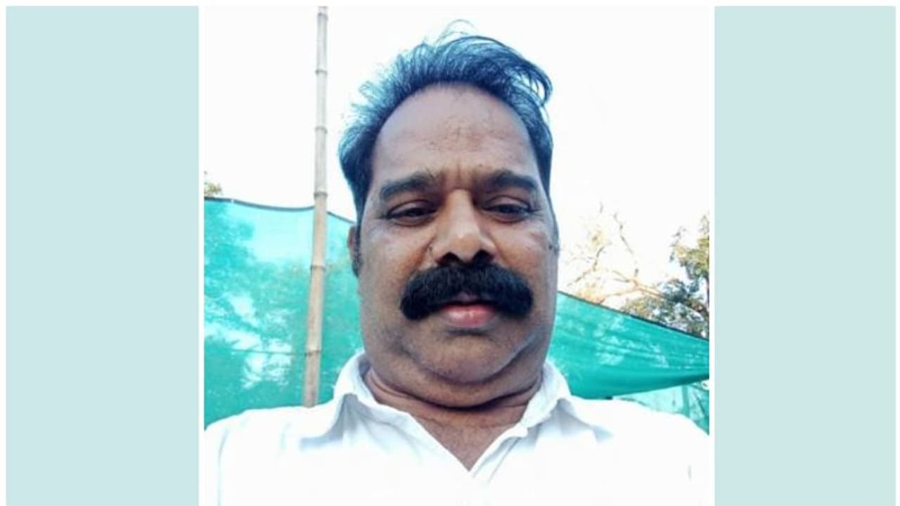 നാട്ടിൽ നിന്ന് ഒരു നോക്ക് കാണാൻ മകൻ വിസിറ്റ് വിസയിലെത്തി; പിന്നാലെ വെൻറിലേറ്ററിലായിരുന്ന പിതാവ് മരിച്ചു