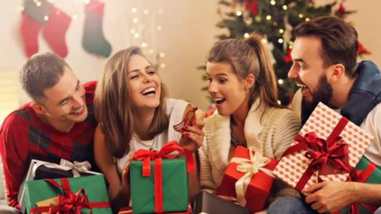 Christmas 2023 : வந்தாச்சு கிறிஸ்துமஸ்.. உங்கள் அன்புக்குரியவர்களுக்கு இந்த 5 கிப்ட்களை கொடுத்து அசத்துங்க.. Christmas 2023 : வந்தாச்சு கிறிஸ்துமஸ்.. உங்கள் அன்புக்குரியவர்களுக்கு இந்த 5 கிப்ட்களை கொடுத்து அசத்துங்க..