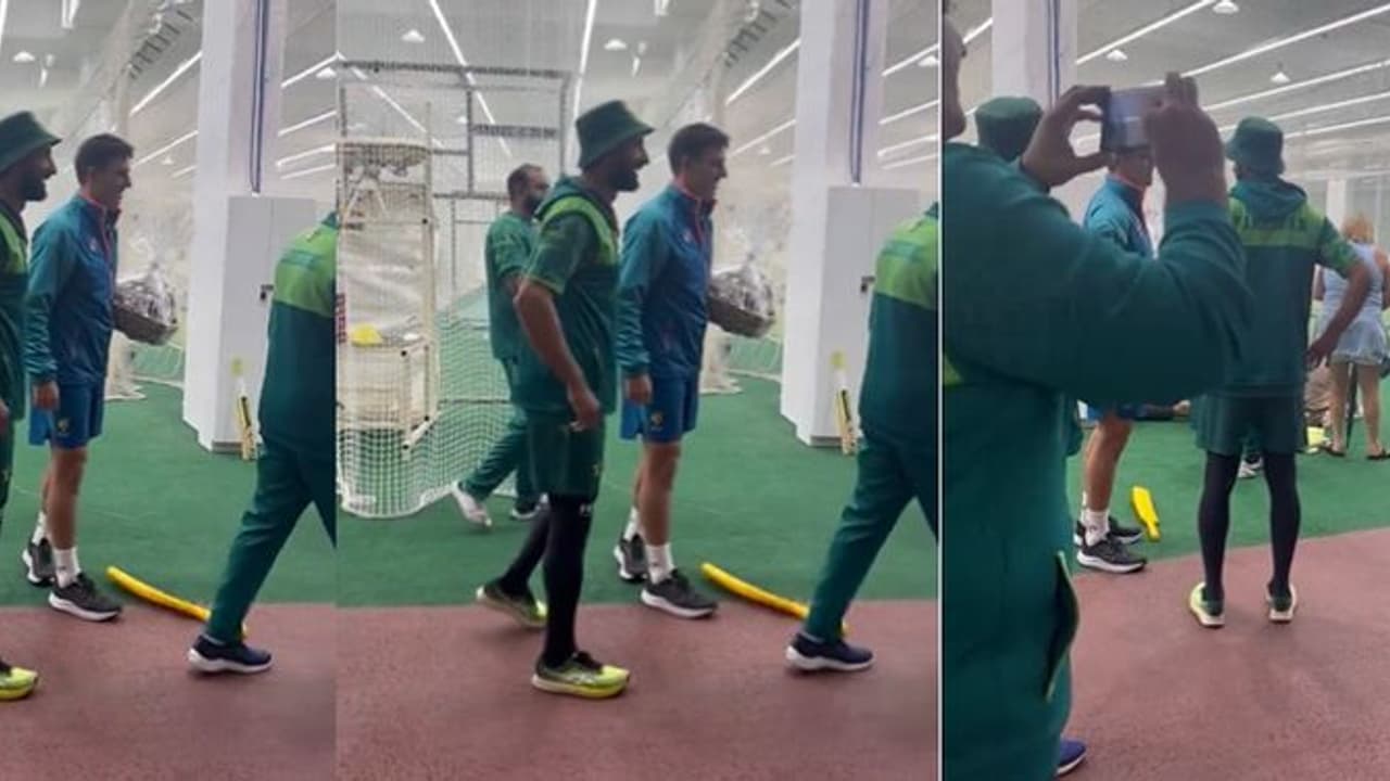 Pakistan Christmas Gifts: ஆஸி., வீரர், குடும்பத்தினருக்கு கிறிஸ்துமஸ் பரிசு கொடுத்த பாகிஸ்தான் வீரர்கள்! Pakistan Christmas Gifts: ஆஸி., வீரர், குடும்பத்தினருக்கு கிறிஸ்துமஸ் பரிசு கொடுத்த பாகிஸ்தான் வீரர்கள்!