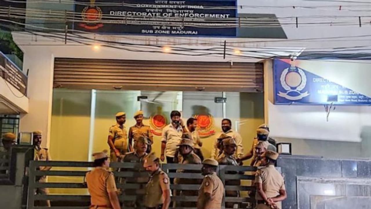 'കൈക്കൂലി, മോഷണം'; ഇഡി പൊലീസ് പോര് വീണ്ടും, ഇഡി ഉദ്യോഗസ്ഥർക്കെതിരെ കേസെടുത്ത് തമിഴ്നാട് പൊലീസ്