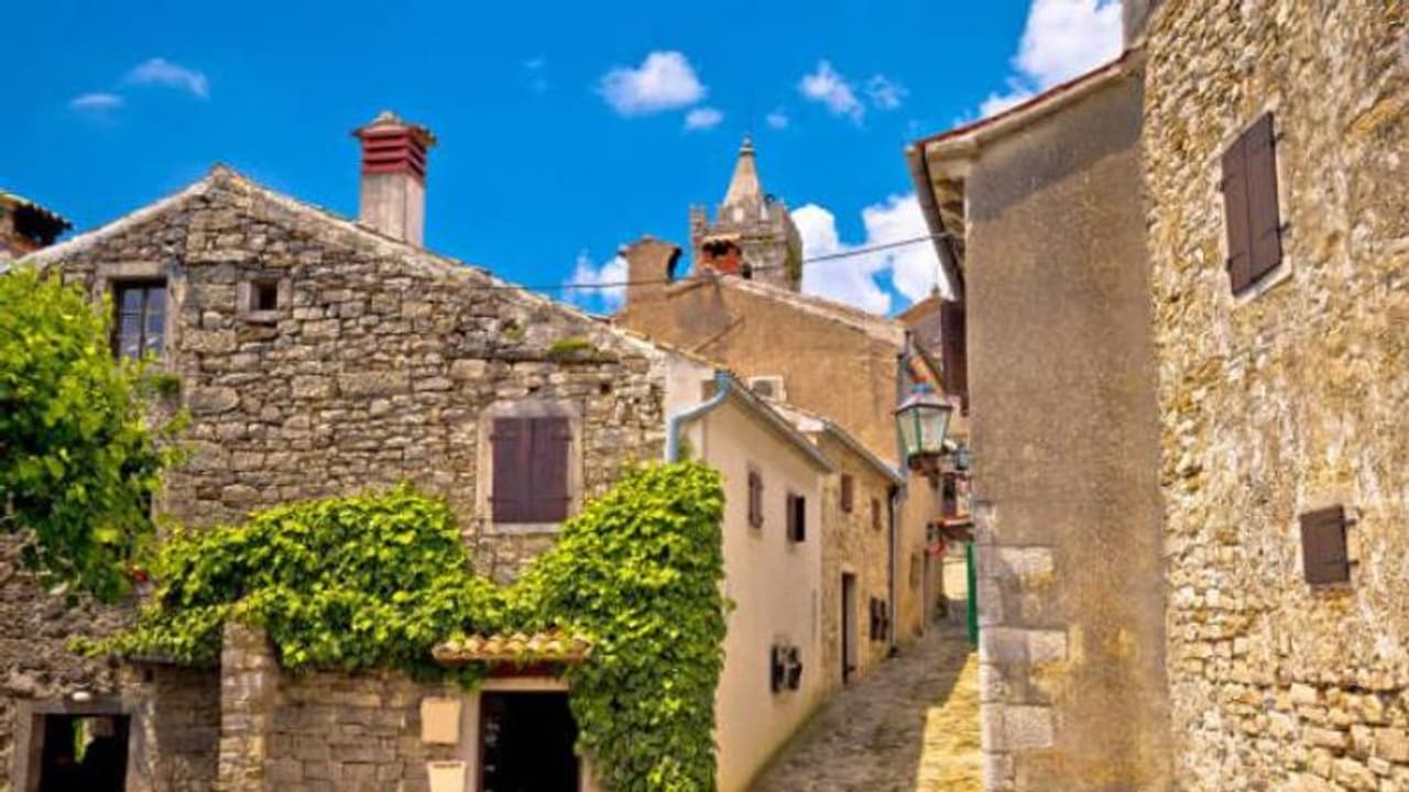 വെറും 100 മീറ്റർ, ലോകത്തിലെ ഏറ്റവും കുഞ്ഞൻ ന​ഗരം, തീര്‍ന്നില്ല ഇനിയുമുണ്ട് പ്രത്യേകതകള്‍