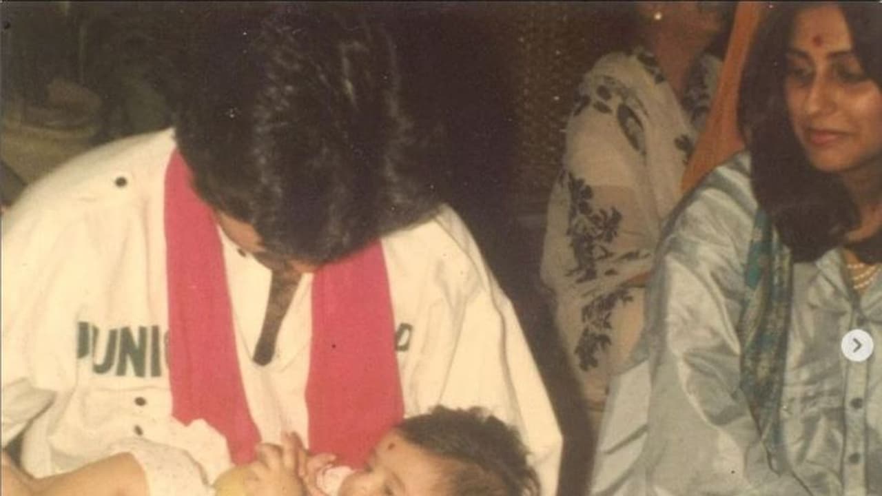 ಮುಂಬೈ 'ಗ್ಯಾರೇಜ್'ನಲ್ಲಿ ವಾಸವಿದ್ದ ನಟ; ಈಗ ದುಬೈ, ಲಂಡನ್, ಅಮೆರಿಕಾದಲ್ಲೂ ಮನೆ, ಹತ್ತು ಕಾರುಗಳು! ಮುಂಬೈ 'ಗ್ಯಾರೇಜ್'ನಲ್ಲಿ ವಾಸವಿದ್ದ ನಟ; ಈಗ ದುಬೈ, ಲಂಡನ್, ಅಮೆರಿಕಾದಲ್ಲೂ ಮನೆ, ಹತ್ತು ಕಾರುಗಳು!