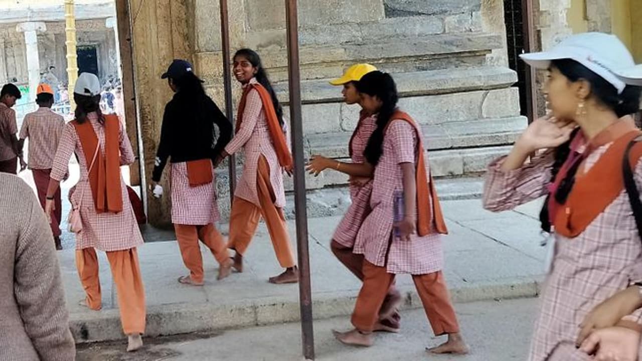 ಮೈಸೂರು : ತಲಕಾಡಿನ ಪ್ರವಾಸಿ ತಾಣಗಳಲ್ಲಿ ಜನಜಂಗುಳಿ