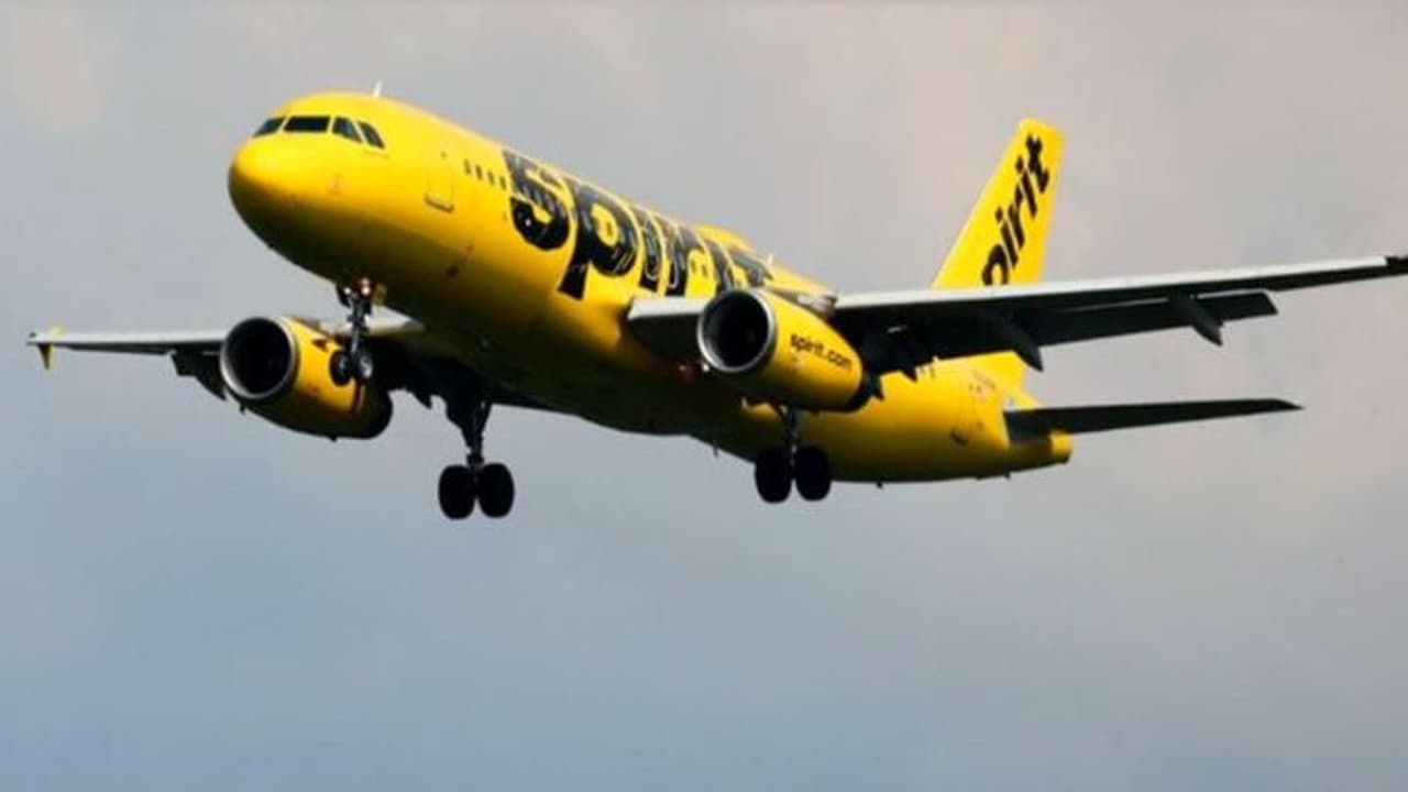 ಏಕಾಂಗಿ ಪ್ರಯಾಣಿಸುತ್ತಿದ್ದ 6 ವರ್ಷದ ಮಗುವನ್ನು ಬೇರೆ ವಿಮಾನ ಹತ್ತಿಸಿದ ಏರ್ಲೈನ್ಸ್ ಏಕಾಂಗಿ ಪ್ರಯಾಣಿಸುತ್ತಿದ್ದ 6 ವರ್ಷದ ಮಗುವನ್ನು ಬೇರೆ ವಿಮಾನ ಹತ್ತಿಸಿದ ಏರ್ಲೈನ್ಸ್