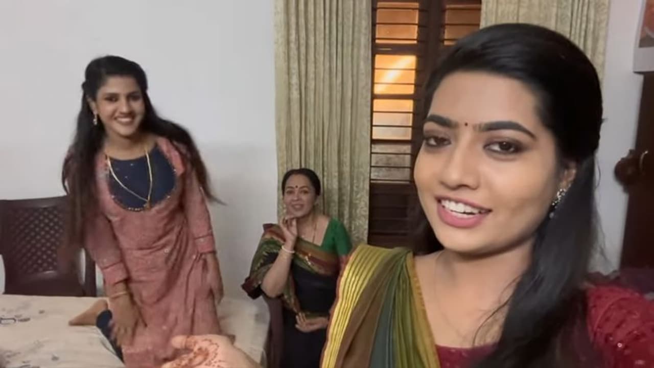 ഷൂട്ടിംഗ് ലൊക്കേഷനിലെ ഒരു ദിവസം; വീഡിയോ പങ്കുവെച്ച് താര കല്യാൺ ഷൂട്ടിംഗ് ലൊക്കേഷനിലെ ഒരു ദിവസം; വീഡിയോ പങ്കുവെച്ച് താര കല്യാൺ