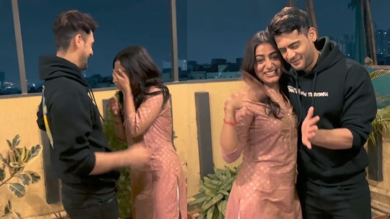 ప్రిన్స్ యావర్ తో లవ్... క్లారిటీ ఇచ్చిన బిగ్ బాస్ బ్యూటీ పావని! ప్రిన్స్ యావర్ తో లవ్... క్లారిటీ ఇచ్చిన బిగ్ బాస్ బ్యూటీ పావని!