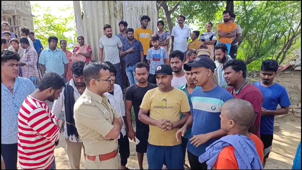 திருவள்ளூரில் ஓட்டலில் வேலை செய்த வடமாநில இளைஞன் அடித்து கொலை; நேபாளை சேர்ந்தவர் தப்பி ஓட்டம் திருவள்ளூரில் ஓட்டலில் வேலை செய்த வடமாநில இளைஞன் அடித்து கொலை; நேபாளை சேர்ந்தவர் தப்பி ஓட்டம்