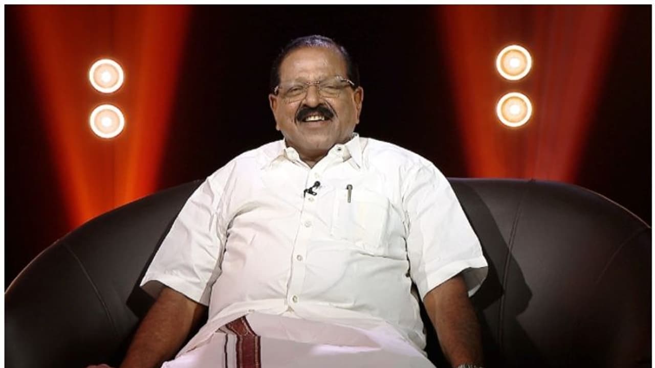 കോഴിക്കോട് എയിംസ് അനുവദിക്കരുതെന്ന് കേന്ദ്രമന്ത്രിയോട് രാജ്മോഹൻ ഉണ്ണിത്താൻ; കാസർകോട് സ്ഥാപിക്കണമെന്ന് ആവശ്യം കോഴിക്കോട് എയിംസ് അനുവദിക്കരുതെന്ന് കേന്ദ്രമന്ത്രിയോട് രാജ്മോഹൻ ഉണ്ണിത്താൻ; കാസർകോട് സ്ഥാപിക്കണമെന്ന് ആവശ്യം