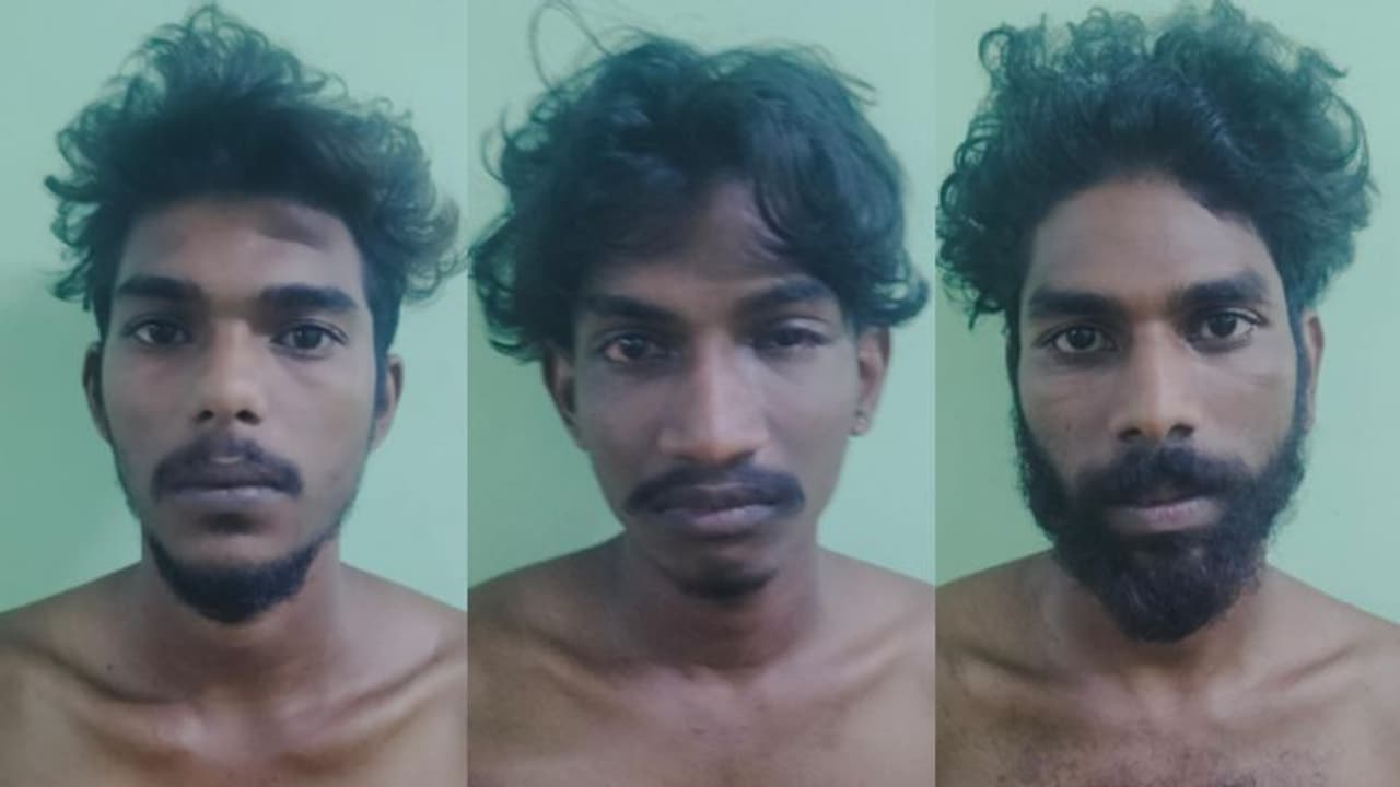 ട്രെയിൻ പോകാനായി ഗേറ്റ് അടച്ചു, ഗേറ്റ് കീപ്പറെ തെറിവിളിച്ച് മർദിച്ച് യുവാക്കൾ, അറസ്റ്റ് ട്രെയിൻ പോകാനായി ഗേറ്റ് അടച്ചു, ഗേറ്റ് കീപ്പറെ തെറിവിളിച്ച് മർദിച്ച് യുവാക്കൾ, അറസ്റ്റ്