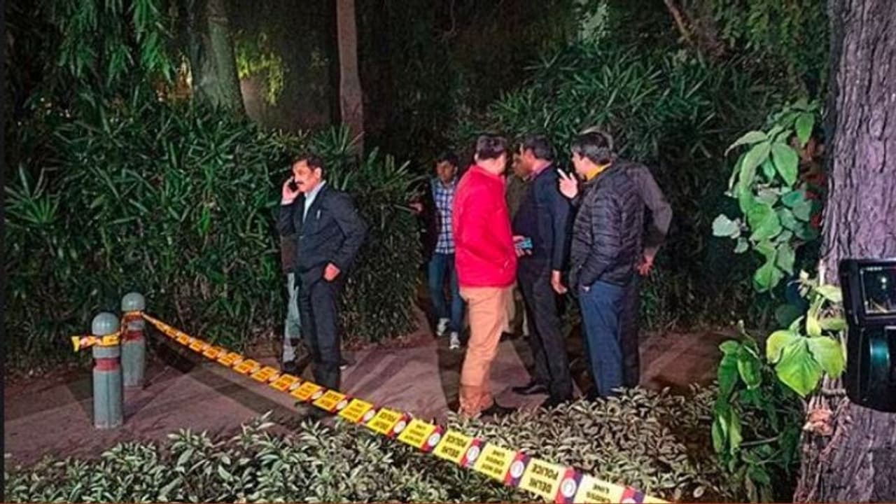 ದಿಲ್ಲಿ ಇಸ್ರೇಲ್‌ ಕಚೇರಿ ಸಮೀಪ ಸ್ಫೋಟ: ಬಾಂಬರ್‌ಗೆ ಭದ್ರತಾ ಪಡೆಯ ತೀವ್ರ ತಲಾಶ್‌