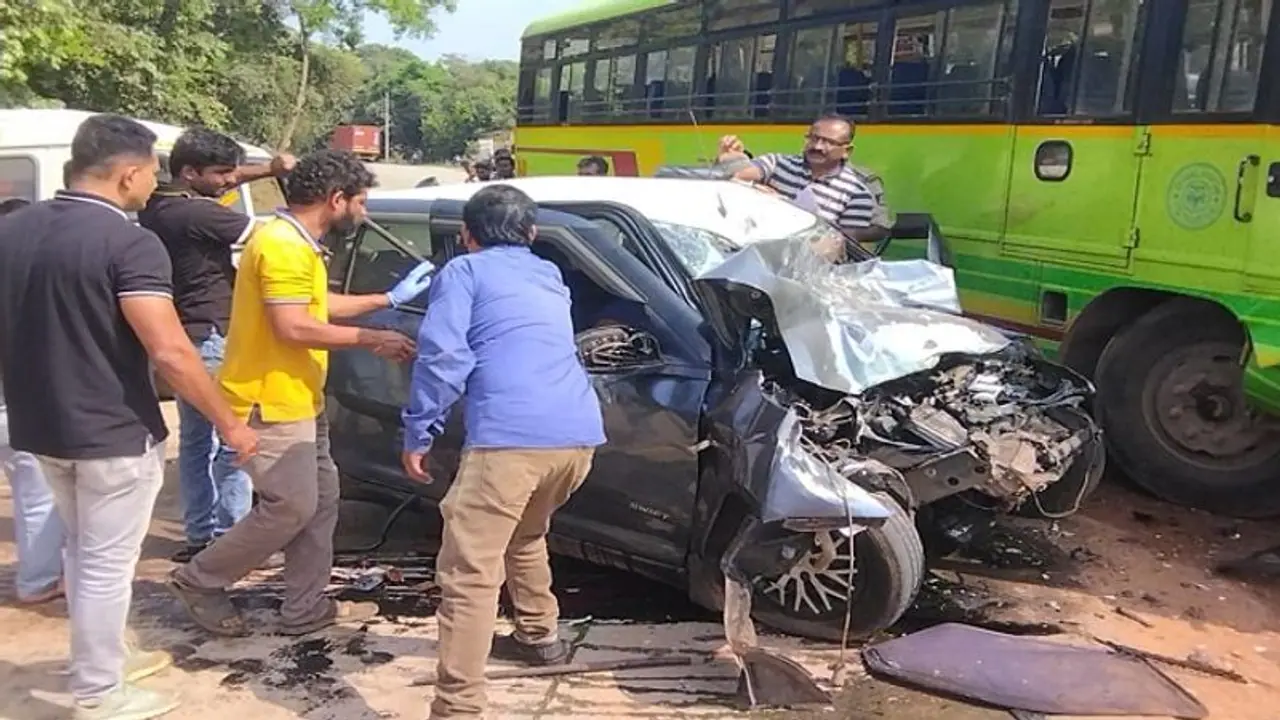 ಶಿರಸಿ: 2023ರಲ್ಲೂ ನಿಲ್ಲದ ಅವಘಡ...ಅಪಘಾತ..! ಶಿರಸಿ: 2023ರಲ್ಲೂ ನಿಲ್ಲದ ಅವಘಡ...ಅಪಘಾತ..!