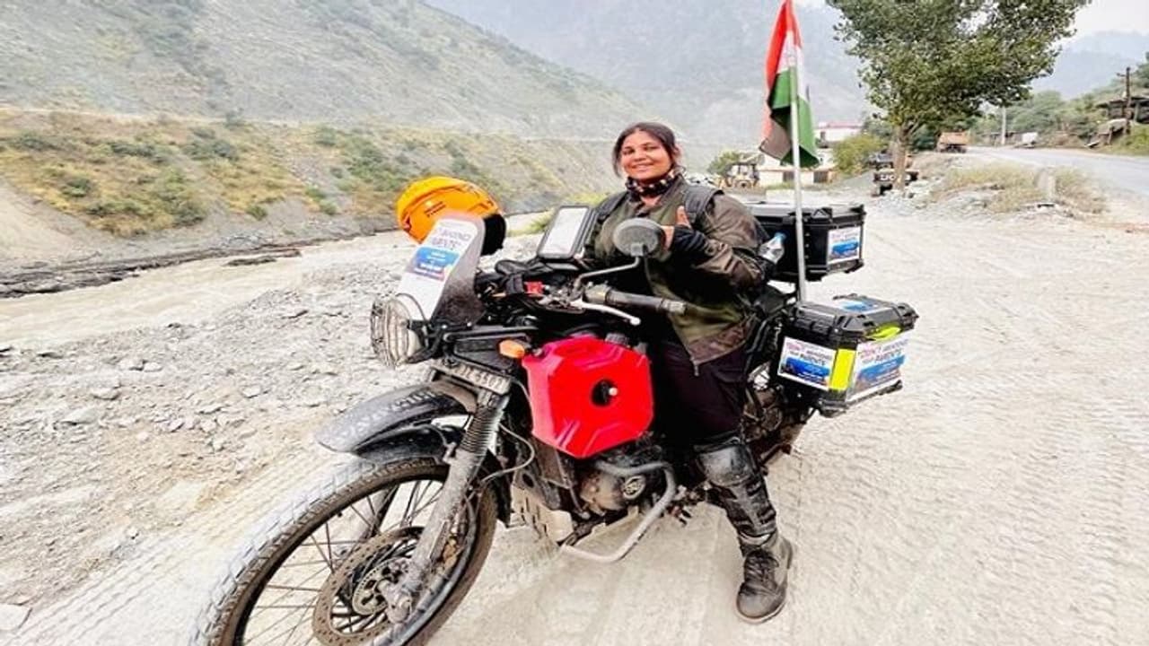 ರಾಮನಗರ ಯುವತಿಯ ಏಕಾಂಗಿ ಭಾರತ ಯಾತ್ರೆ..!