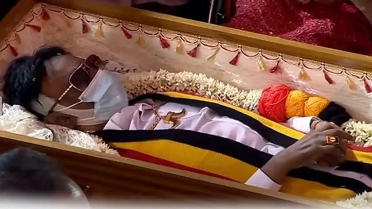 இன்றைக்கும் என்றைக்கும் நீ எங்கள் நெஞ்சத்தில்.... விஜயகாந்த் உடல் நல்லடக்கம் செய்யப்பட்டது!