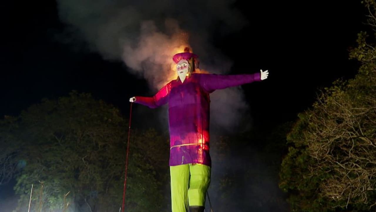 കൊച്ചിയിലെ പുതുവർഷാഘോഷം; വെളി മൈതാനത്ത് നിർമിച്ച പപ്പാഞ്ഞിയെ പൊളിച്ചുമാറ്റണം, വിലക്കേർപ്പെടുത്തി ആര്‍ഡിഒ