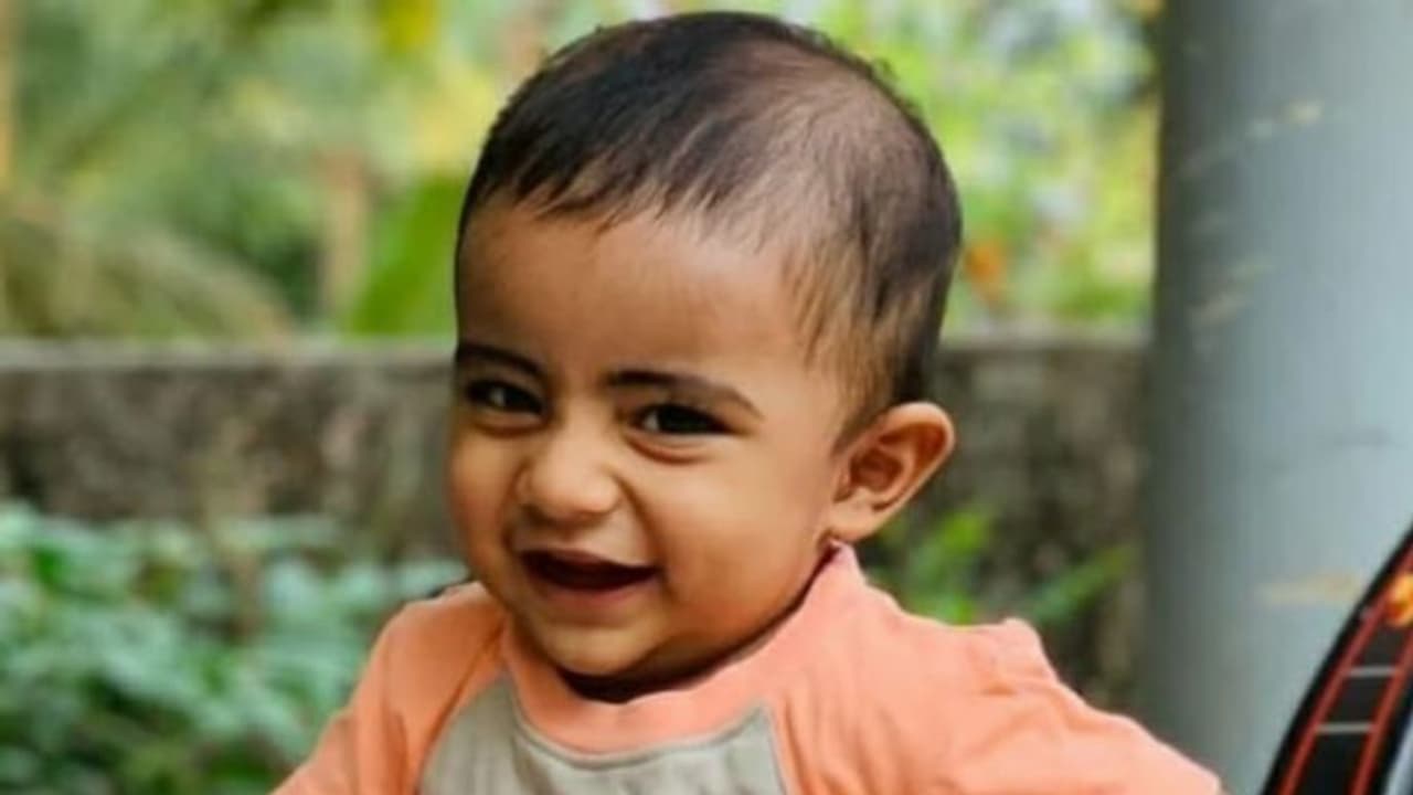 വീടിന് സമീപമുള്ള കുളത്തിൽ വീണ് ഒന്നര വയസ്സുകാരൻ മരിച്ചു വീടിന് സമീപമുള്ള കുളത്തിൽ വീണ് ഒന്നര വയസ്സുകാരൻ മരിച്ചു