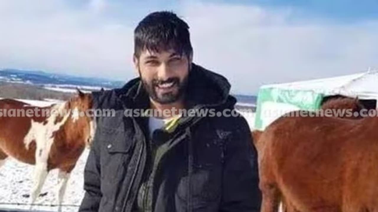 കനേഡിയൻ ഗുണ്ട നേതാവ് ലഖ്ബീർ സിങ് ലണ്ടയെ ഭീകരനായി പ്രഖ്യാപിച്ച് കേന്ദ്ര ആഭ്യന്തര മന്ത്രാലയം കനേഡിയൻ ഗുണ്ട നേതാവ് ലഖ്ബീർ സിങ് ലണ്ടയെ ഭീകരനായി പ്രഖ്യാപിച്ച് കേന്ദ്ര ആഭ്യന്തര മന്ത്രാലയം