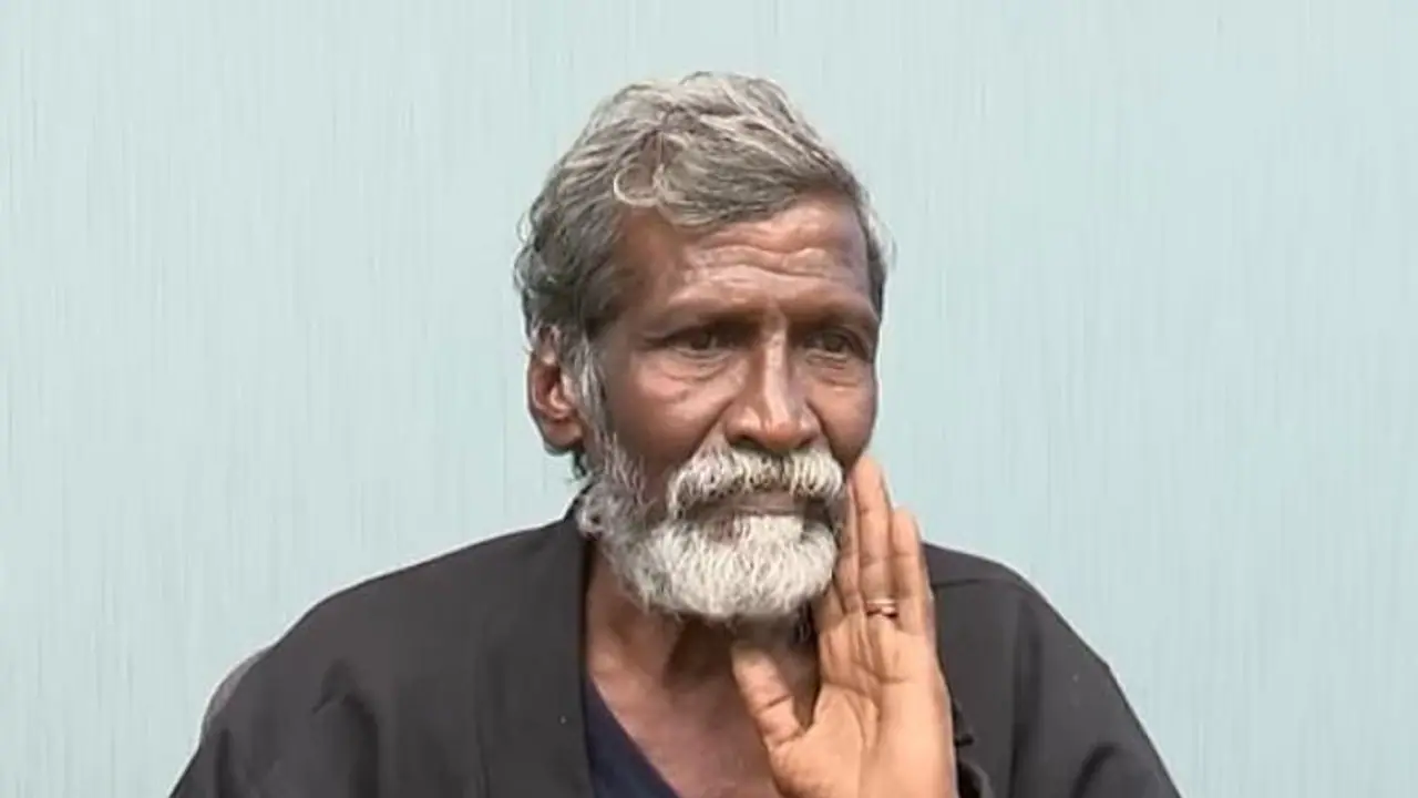 కుర్చీ తాత పై కేసు నమోదు... మేటర్ ఏంటంటే? కుర్చీ తాత పై కేసు నమోదు... మేటర్ ఏంటంటే?