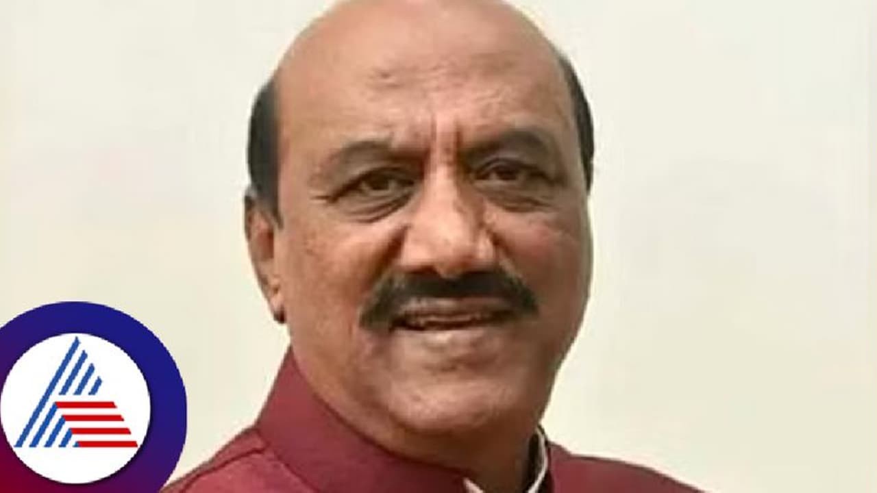 ಬಣಜಿಗನೆಂಬ ಕಾರಣಕ್ಕೆ ನಾನಿನ್ನೂ ಮಂತ್ರಿ ಆಗಿಲ್ಲ: ಸಮಾವೇಶದಲ್ಲಿ ಸರ್ಕಾರದ ಮುಖ್ಯ ಸಚೇತಕ ಅಶೋಕ ಪಟ್ಟಣ್ ಬೇಸರ ಬಣಜಿಗನೆಂಬ ಕಾರಣಕ್ಕೆ ನಾನಿನ್ನೂ ಮಂತ್ರಿ ಆಗಿಲ್ಲ: ಸಮಾವೇಶದಲ್ಲಿ ಸರ್ಕಾರದ ಮುಖ್ಯ ಸಚೇತಕ ಅಶೋಕ ಪಟ್ಟಣ್ ಬೇಸರ