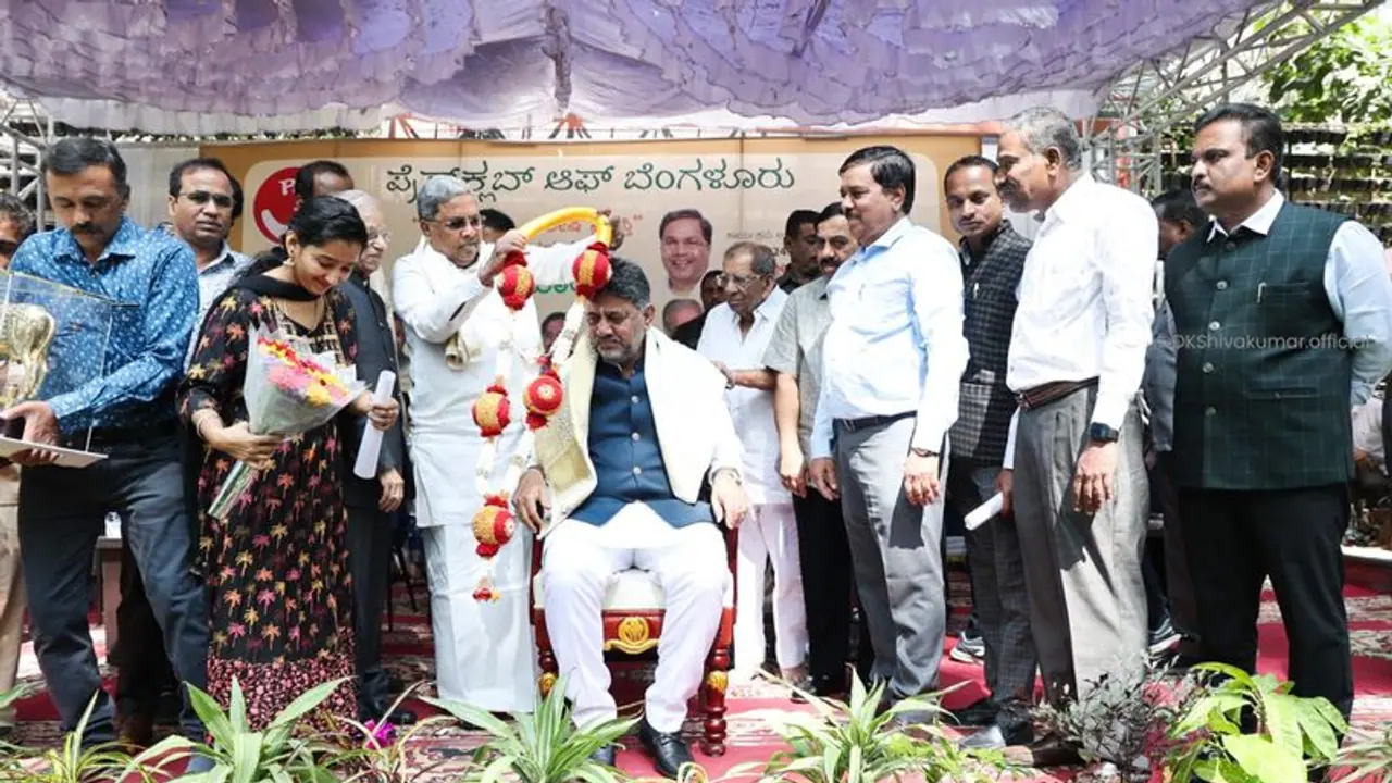 ಡಿ.ಕೆ.ಶಿವಕುಮಾರ್ ಚಿಕ್ಕವನಾದ್ರೂ ಸಂಘಟನೆಯಲ್ಲಿ ನನಗಿಂತಲೂ ಮುಂದಿದ್ದಾರೆ: ಸಿಎಂ ಸಿದ್ದರಾಮಯ್ಯ ಡಿ.ಕೆ.ಶಿವಕುಮಾರ್ ಚಿಕ್ಕವನಾದ್ರೂ ಸಂಘಟನೆಯಲ್ಲಿ ನನಗಿಂತಲೂ ಮುಂದಿದ್ದಾರೆ: ಸಿಎಂ ಸಿದ್ದರಾಮಯ್ಯ