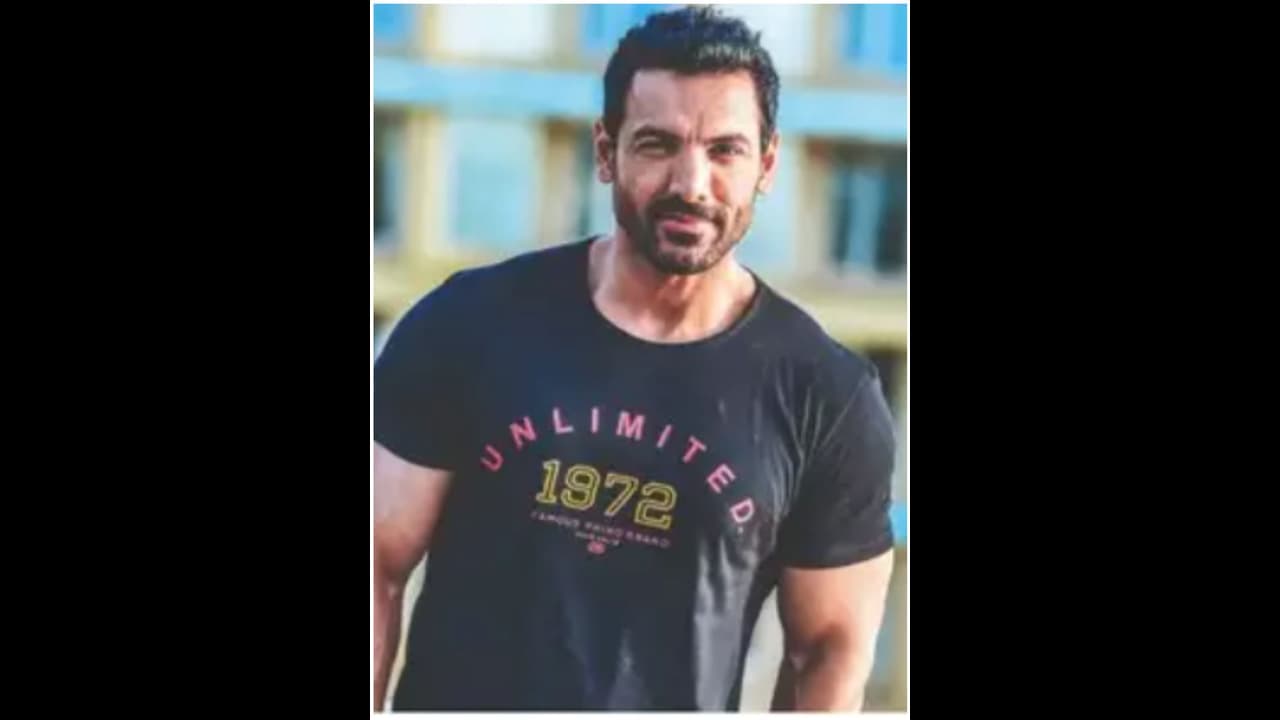 ಮುಂಬೈನಲ್ಲಿ 75 ಕೋಟಿ ಬೆಲೆಯ ಐಶಾರಾಮಿ ಮನೆ ಖರೀದಿಸಿದ ನಟ ಜಾನ್ ಅಬ್ರಹಾಂ, ನೋಂದಣಿ ಮೊತ್ತವೇ ಕೋಟಿಗಟ್ಟಲೆ! ಮುಂಬೈನಲ್ಲಿ 75 ಕೋಟಿ ಬೆಲೆಯ ಐಶಾರಾಮಿ ಮನೆ ಖರೀದಿಸಿದ ನಟ ಜಾನ್ ಅಬ್ರಹಾಂ, ನೋಂದಣಿ ಮೊತ್ತವೇ ಕೋಟಿಗಟ್ಟಲೆ!