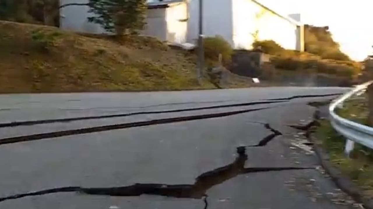 న్యూ ఇయర్ రోజు జపాన్ లో భారీ భూకంపం.. సునామీ వచ్చే ఛాన్స్.. 