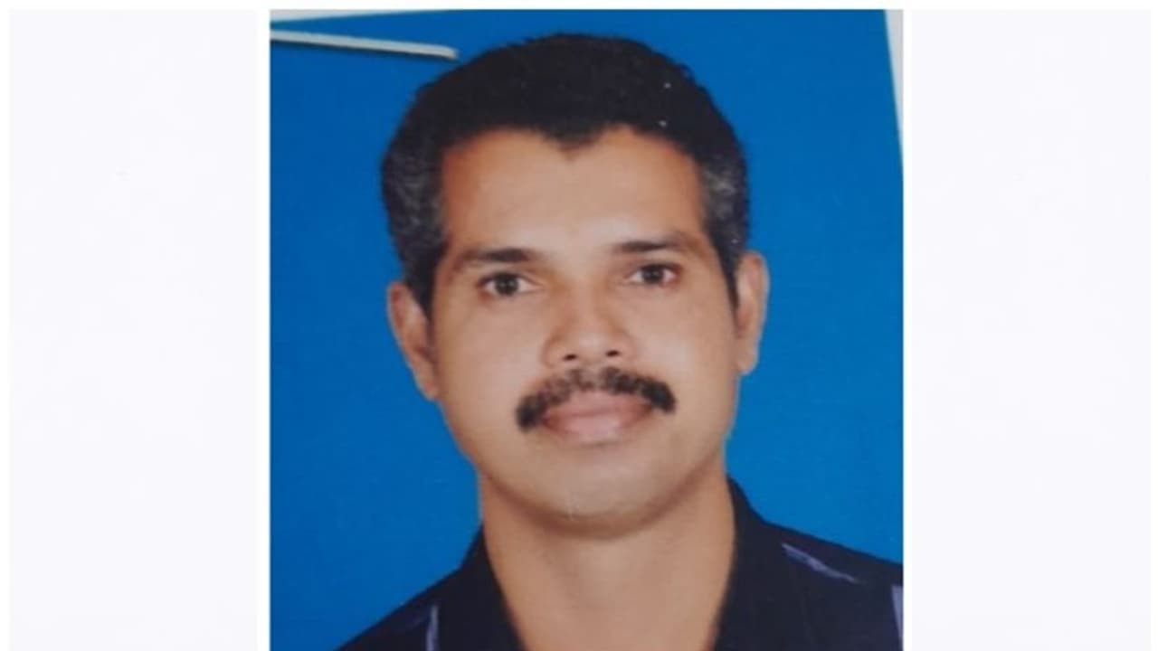 ഉച്ചയ്ക്ക് വീട്ടിൽ നിന്നുപോയ യുവാവ് തിരിച്ചെത്തിയില്ല; അന്വേഷണത്തിൽ കോവളത്തെ പാറ മടയിൽ മൃതദേഹം കണ്ടെത്തി ഉച്ചയ്ക്ക് വീട്ടിൽ നിന്നുപോയ യുവാവ് തിരിച്ചെത്തിയില്ല; അന്വേഷണത്തിൽ കോവളത്തെ പാറ മടയിൽ മൃതദേഹം കണ്ടെത്തി