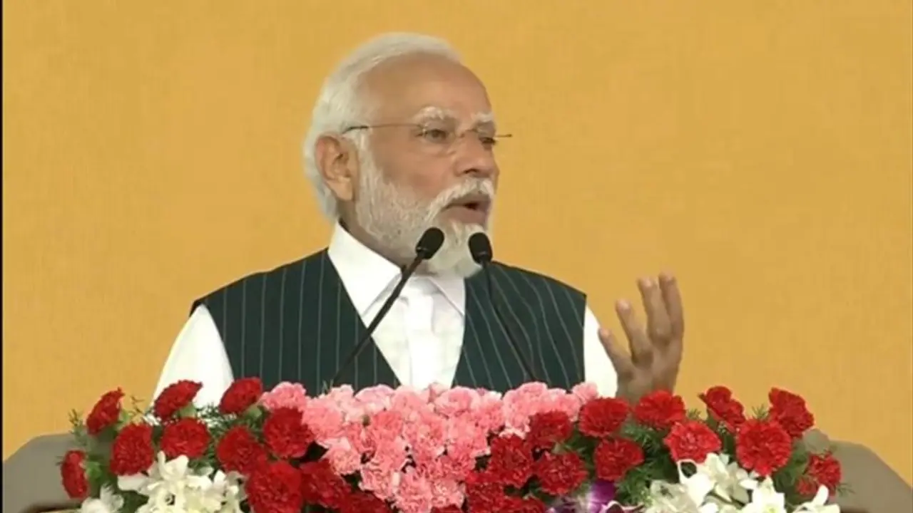 தமிழகம் வரும்போது புதிய சக்தியை பெறுகிறேன்: பிரதமர் மோடி! தமிழகம் வரும்போது புதிய சக்தியை பெறுகிறேன்: பிரதமர் மோடி!