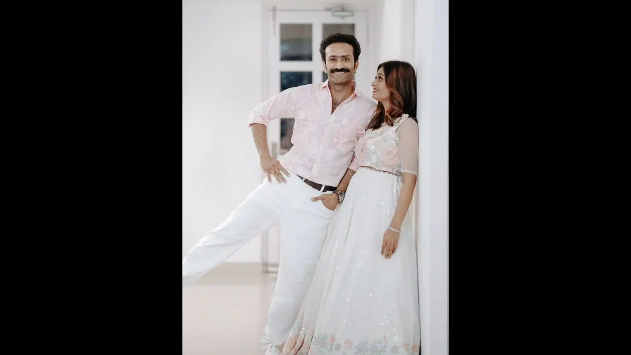 ప్రేమించిన అమ్మాయిని పెళ్ళాడబోతున్న నాని దసరా మూవీ విలన్ ప్రేమించిన అమ్మాయిని పెళ్ళాడబోతున్న నాని దసరా మూవీ విలన్