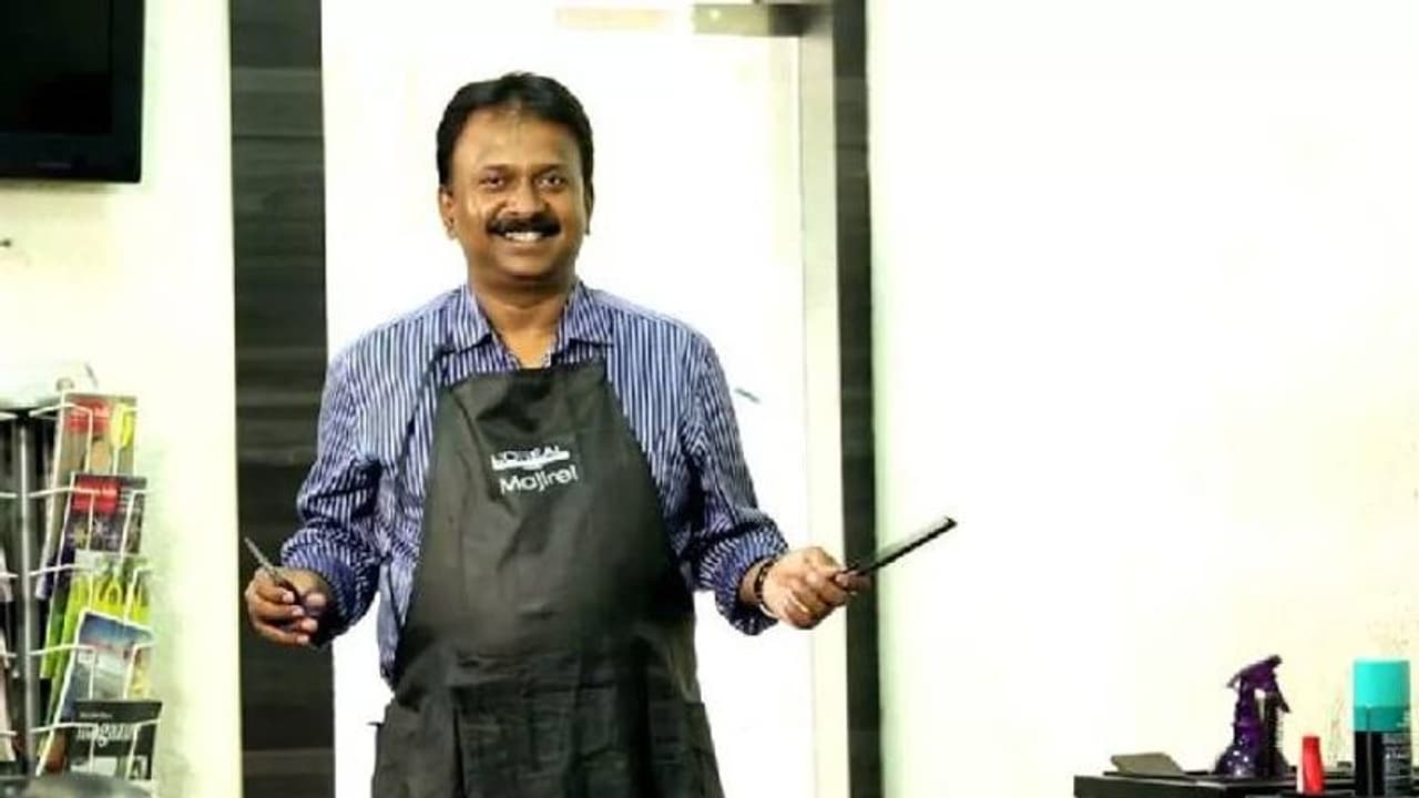 പൂജ്യത്തിൽ നിന്നും തുടങ്ങി, ഇന്ന് ആഡംബരക്കാറുകളടക്കം 400 കാറുകൾ, ഇന്ത്യയിലെ കോടീശ്വരനായ ബാർബർ പൂജ്യത്തിൽ നിന്നും തുടങ്ങി, ഇന്ന് ആഡംബരക്കാറുകളടക്കം 400 കാറുകൾ, ഇന്ത്യയിലെ കോടീശ്വരനായ ബാർബർ