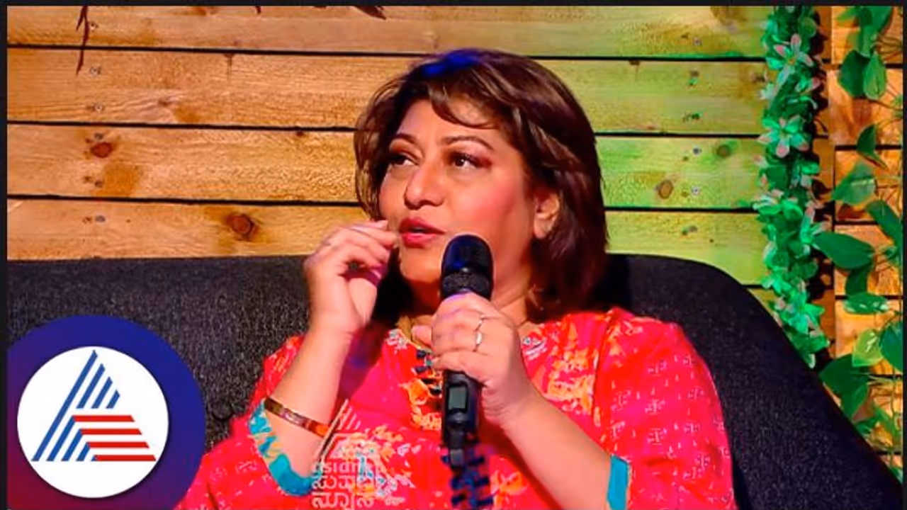 ಮೂಗು ಸರಿಯಾಗಿಲ್ಲ, ಹಲ್ಲಿನ ಮೇಲೆ ಹಲ್ಲಿತ್ತು; ಆಗ ಮಾಲಾಶ್ರೀ ಎದುರಿಸಿದ ಟೀಕೆಗೆ ನೆಟ್ಟಿಗರು ಶಾಕ್! ಮೂಗು ಸರಿಯಾಗಿಲ್ಲ, ಹಲ್ಲಿನ ಮೇಲೆ ಹಲ್ಲಿತ್ತು; ಆಗ ಮಾಲಾಶ್ರೀ ಎದುರಿಸಿದ ಟೀಕೆಗೆ ನೆಟ್ಟಿಗರು ಶಾಕ್!