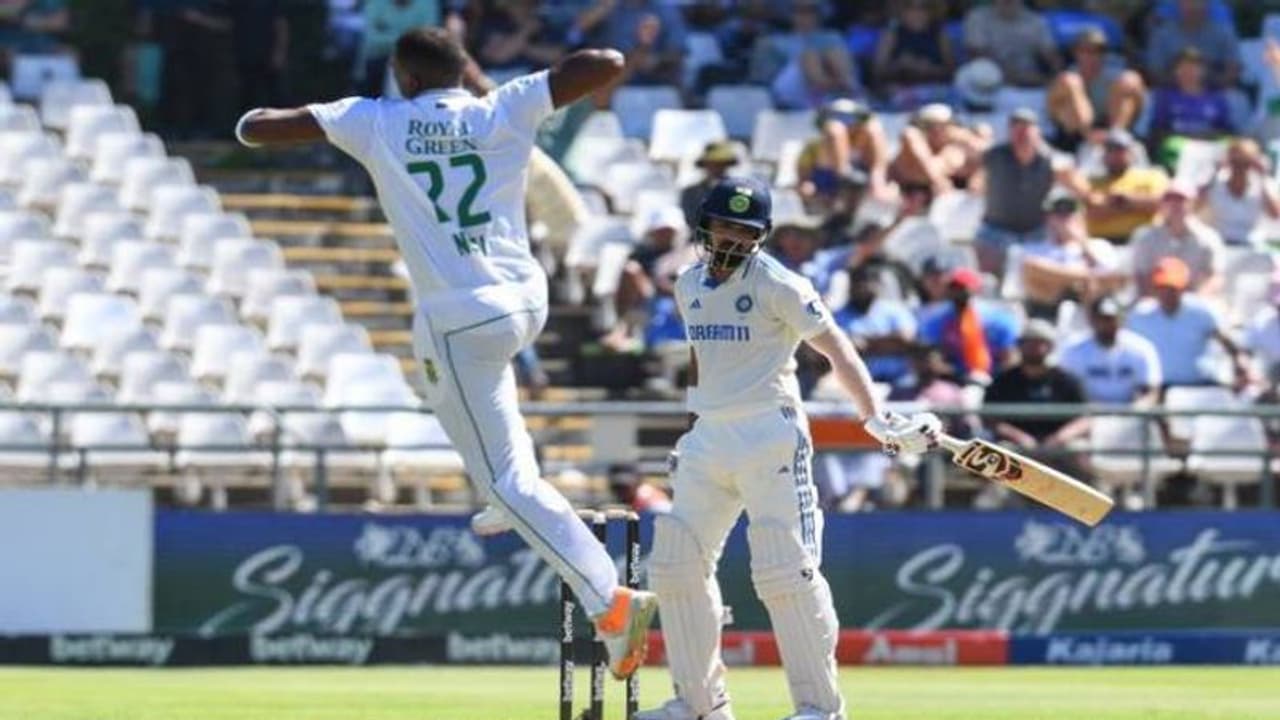 India vs South Africa : 153కే కుప్పకూలిన టీమిండియా.. 11 బంతుల్లో 6 వికెట్లు డౌన్, ఆరుగురు డకౌట్