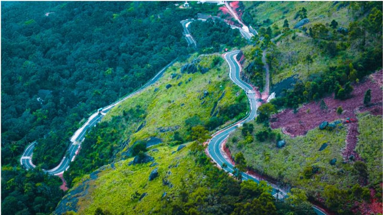 ദേശീയപാത പദ്ധതികളുടെ ഉദ്ഘാടനം ഇന്ന് കാസര്കോട്ട്; കേന്ദ്രമന്ത്രിമാര്ക്കൊപ്പം മുഹമ്മദ് റിയാസും പങ്കെടുക്കും ദേശീയപാത പദ്ധതികളുടെ ഉദ്ഘാടനം ഇന്ന് കാസര്കോട്ട്; കേന്ദ്രമന്ത്രിമാര്ക്കൊപ്പം മുഹമ്മദ് റിയാസും പങ്കെടുക്കും