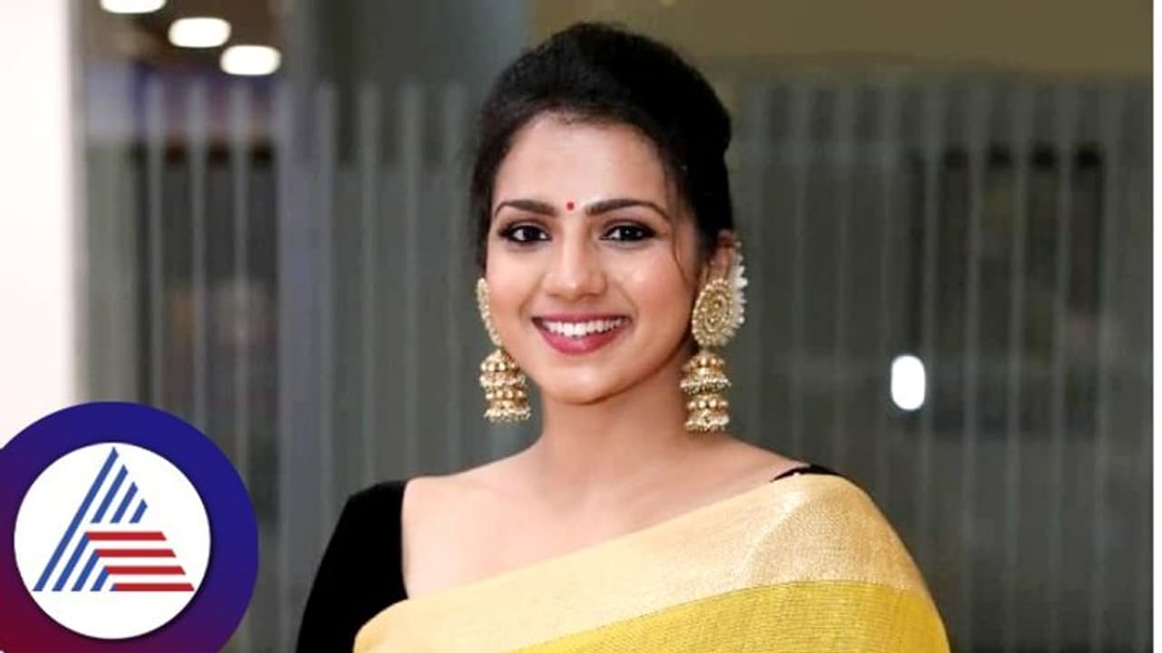 ನನ್ನ ಗಂಡ ಒಬ್ರು ಡ್ಯಾನ್ಸ್ ಟೀಚರ್ನ ಡೇಟ್ ಮಾಡ್ತಿದ್ರು; ಶ್ರುತಿ ಹರಿಹರನ್ ಲವ್ ಸ್ಟೋರಿ ಕೇಳಿ ನೆಟ್ಟಿಗರು ಶಾಕ್! ನನ್ನ ಗಂಡ ಒಬ್ರು ಡ್ಯಾನ್ಸ್ ಟೀಚರ್ನ ಡೇಟ್ ಮಾಡ್ತಿದ್ರು; ಶ್ರುತಿ ಹರಿಹರನ್ ಲವ್ ಸ್ಟೋರಿ ಕೇಳಿ ನೆಟ್ಟಿಗರು ಶಾಕ್!