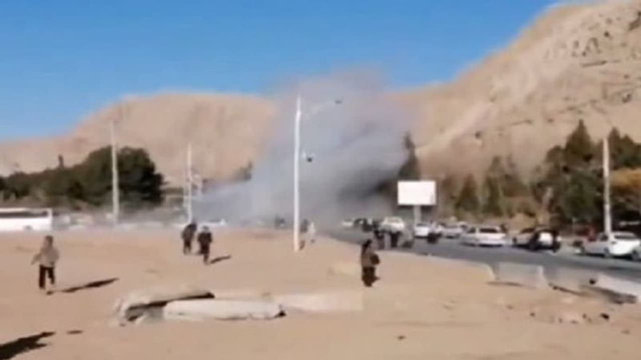 ఇరాన్ లో జంట పేలుళ్లు.. 95 మంది దుర్మరణం.. దిగ్భ్రాంతి వ్యక్తం చేసిన భారత్ ఇరాన్ లో జంట పేలుళ్లు.. 95 మంది దుర్మరణం.. దిగ్భ్రాంతి వ్యక్తం చేసిన భారత్